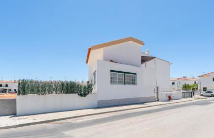 Serene Duplex House With Patio by LovelyStay - Foto 8