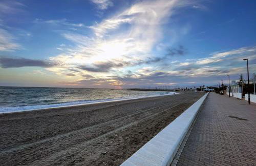 Primera linea de Playa de Martina - Foto 9