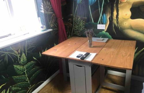 The Writer's Studio (stylish garden guesthouse) - Foto 38