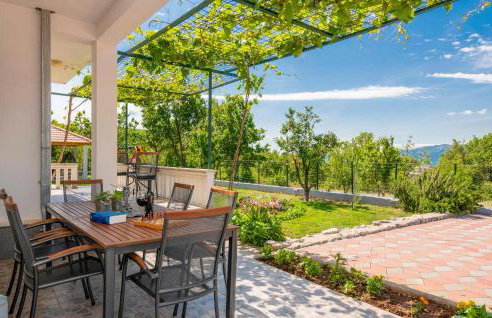 Five-Bedroom Holiday Home In Blato Na Cetini - Photo 12