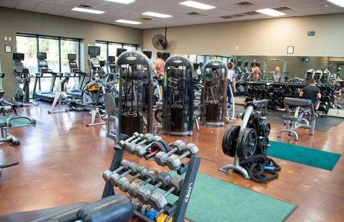 Serene Lakeside 2BR Sunset Views & Relaxing Stay - Foto 19