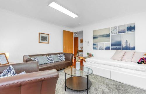 Modern 2 bedroom apartment in City Centre - Photo 41