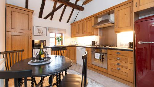 Hideaway Cottage Bewdley with parking near the River Severn - Foto 5, stove
