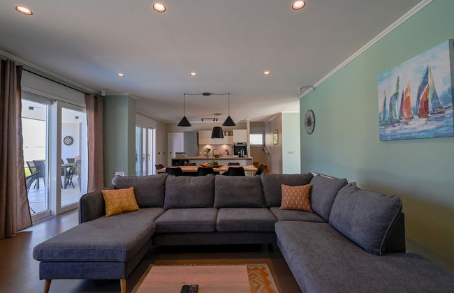 Matohanci Dazzling Villa With Pool - Foto 26