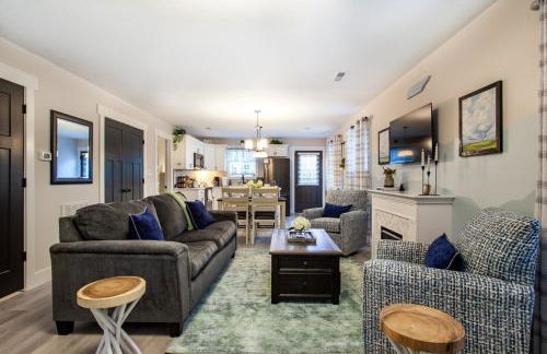 Blue Valley Inn - Hot Tub & Spacious Play Area! - Foto 15