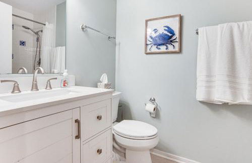 Poolside Fun and Ocean Strolls Harbor Island Haven! - Foto 20