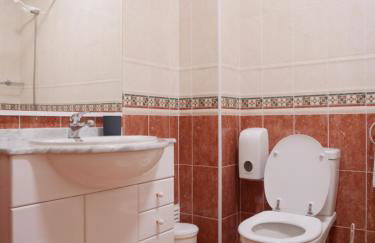 Spacious Apartment near Porto de Mos Beach, Lagos. - Photo 13