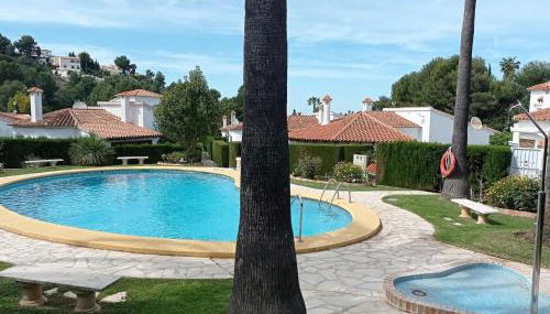 Villa in Denia With Pool Near Montgo Park - Foto 2