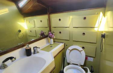 Over the Sea - Photo 20