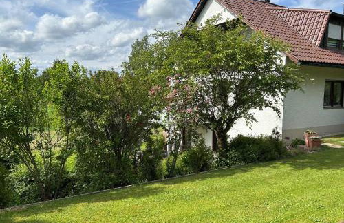 Ruhige Ferienwohnung mit Terrasse für 2 Personen - Foto 10