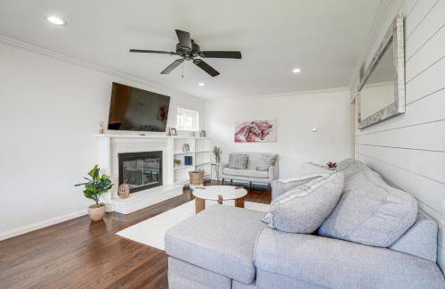 Private Zen Garden and Fireplace Chic Hayward Oasis - Foto 6