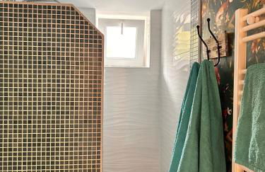 Luxury 2 bedroom Garden Apartment - Foto 23