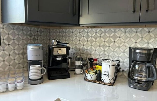 Great 6BR for All Ages/Heated Pool 5 Min to Beach by RedAwning - Foto 24