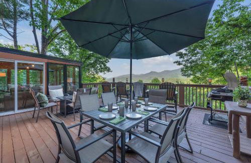 Family Chalet With Sauna, HotTub, Heavenly Views! Mins to Downtown! - Foto 44