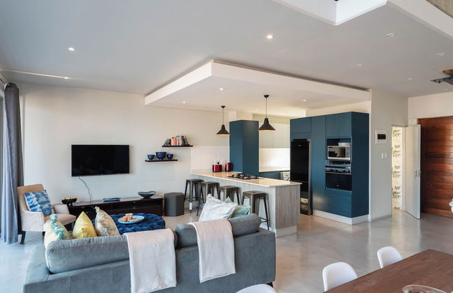 The Bond Square - Photo 3