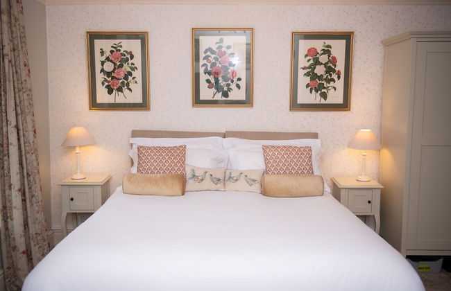 Milton House Studio Apartment Suites - Photo 11