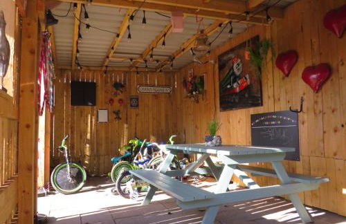 The Stables At Eastmoor Farm Large Luxury 2 Bed Cottage with Big Family Bedroom Dog Friendly Secure Gardens and Free Parking Free WiFi - Foto 16