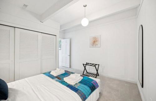 Mt Adams Lookout with Best City View and Parking - Foto 42