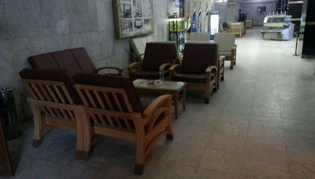 Coin salon dans le hall