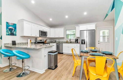 Bright & Colorful New Home 10 Min from Rainbow Springs - Foto 3