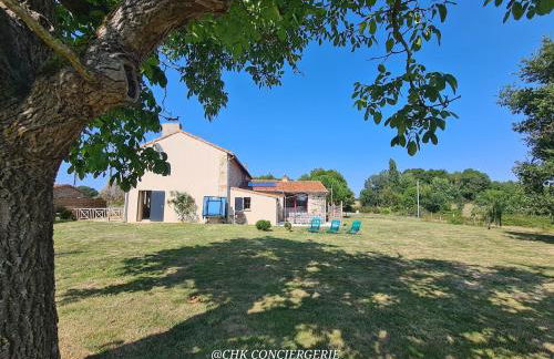 La Dorgisière - Ferme du XVIIe rénovée, grand jardin arboré à 15 min du Puy duFou - Foto 22