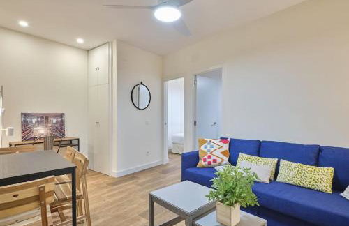 NEW Retiro recién reformado 10 min en metro a Sol, hasta seis personas - Photo 2