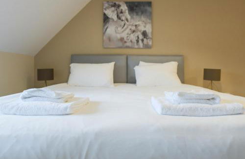 Stunning Garden House with Free WIFI and Parking - Foto 22