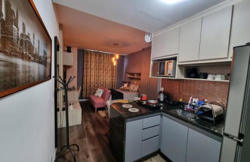 Flat luxo, mobiliado c/ ar, wi-fi, pisc. e academia - Foto 14