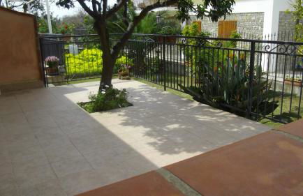 Appartamento con stanza singola e giardino - Foto 8