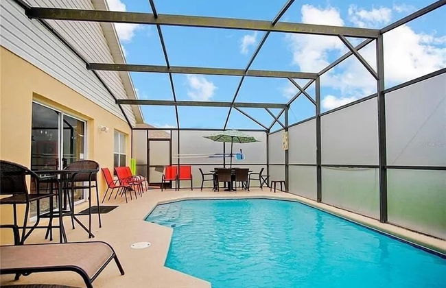 Vacation Resort Home Right Outside Of Disney World Parks With Private Pool 4 Bedroom Home by RedAwning - Foto 16