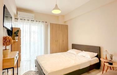 Elegant City-Center Apartment - Photo 1