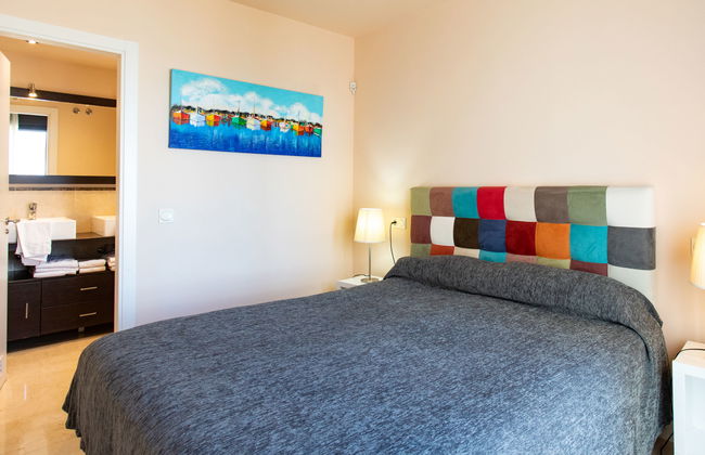 Lateral View - Photo 8