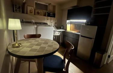 The Vault - Hidden Playroom For Couples - Private Hot Tub - Mountain Views - Riverfront - Foto 29