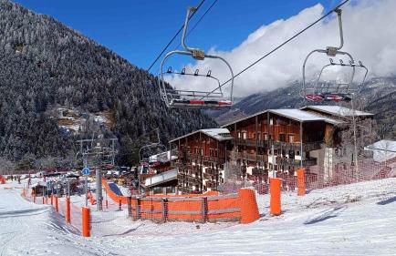 Location semaine 7 nuits du samedi au samedi Studio 20m2 cozy 4pers au pied d une piste bleu accès remontés - Foto 6