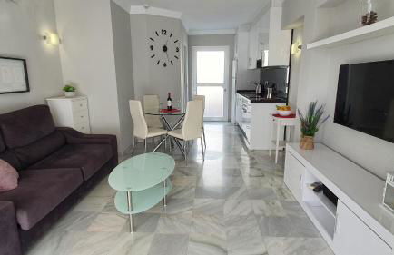 Nice Duplex Home, Marbella, See View, Hotel Resort - Photo 4