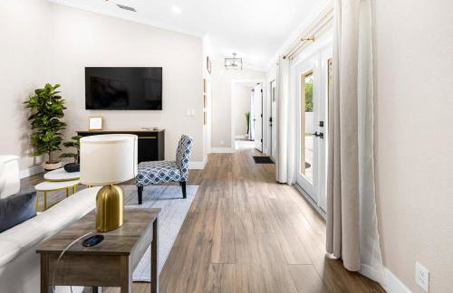 Alluring Luxury Oasis, Modern Comfort & Relaxation - Foto 33