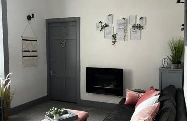 The Sheriffs Lodge - Photo 33