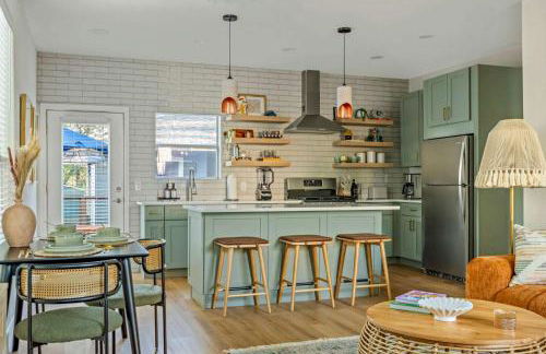 The Backyard Bliss - 4BR Heated Pool & Ping Pong - Foto 4