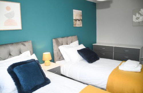 House Sleeps 8 with Garden and Parking - Foto 18