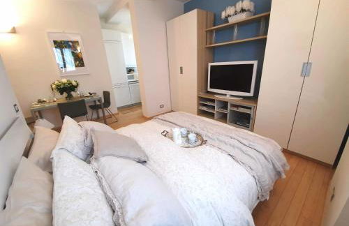 Corso Vercelli Apartment - Photo 16