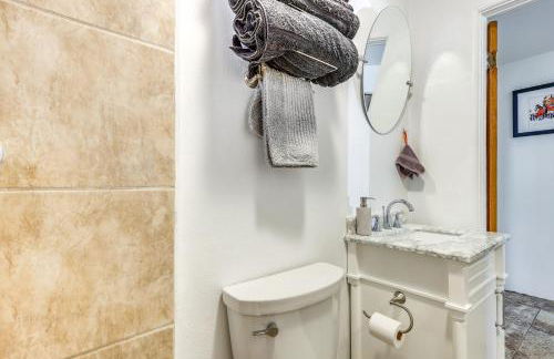 Artsy Studio with Patio 25 Mi to Santa Fe - Foto 13