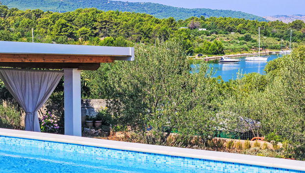 Katenas - Foto 2, Pool Outdoor