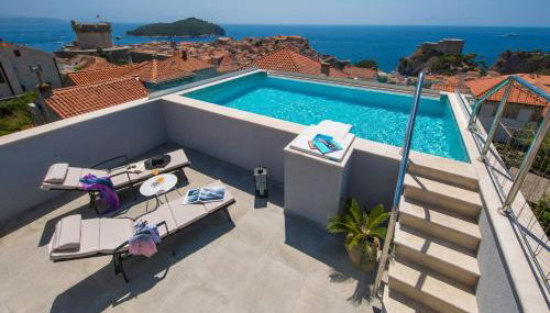 Royal Fort - The View Rooftop pool - Photo 2