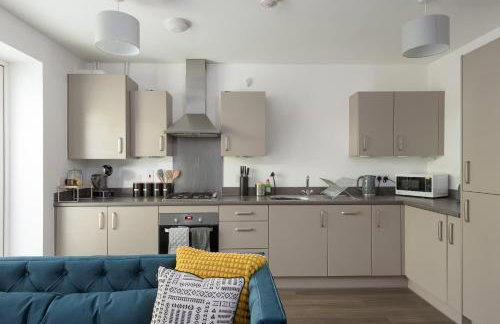 Central 1-Bed perfect for you By Valore Property Services - Foto 4