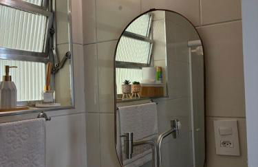 Beira Mar em Santos - Conforto e Ótima Localização - Foto 32