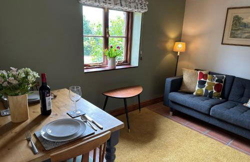 Old Post Office Barn - Photo 2