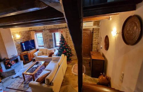 Αρχοντικό στο Διπόταμο - Foto 1