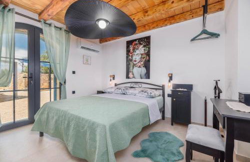 Villa Melary with Pool and Jacuzzi - Photo 17