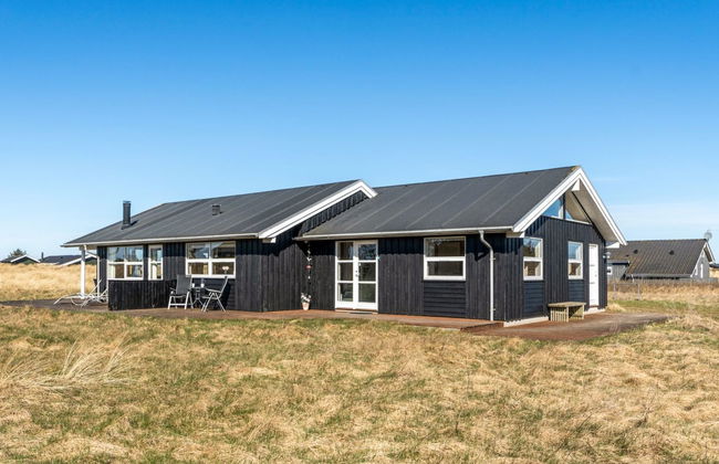 "Sirkka" - 902m from the sea - Photo 1