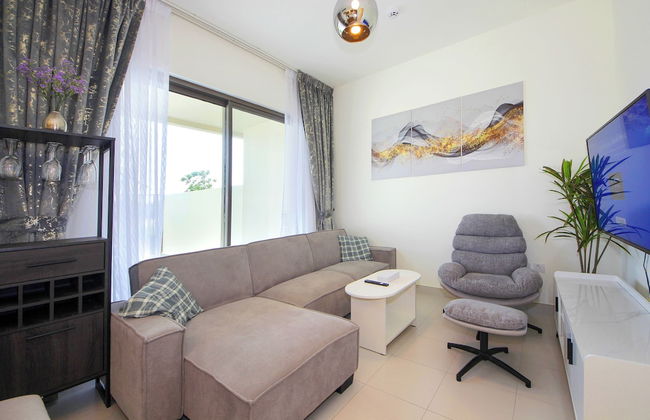 Spacious 3BHK Townhouse-Emaar South Golf - Photo 4
